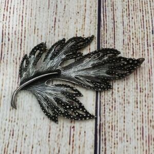 Vintage LG Signed Pewter Leaf Brooch